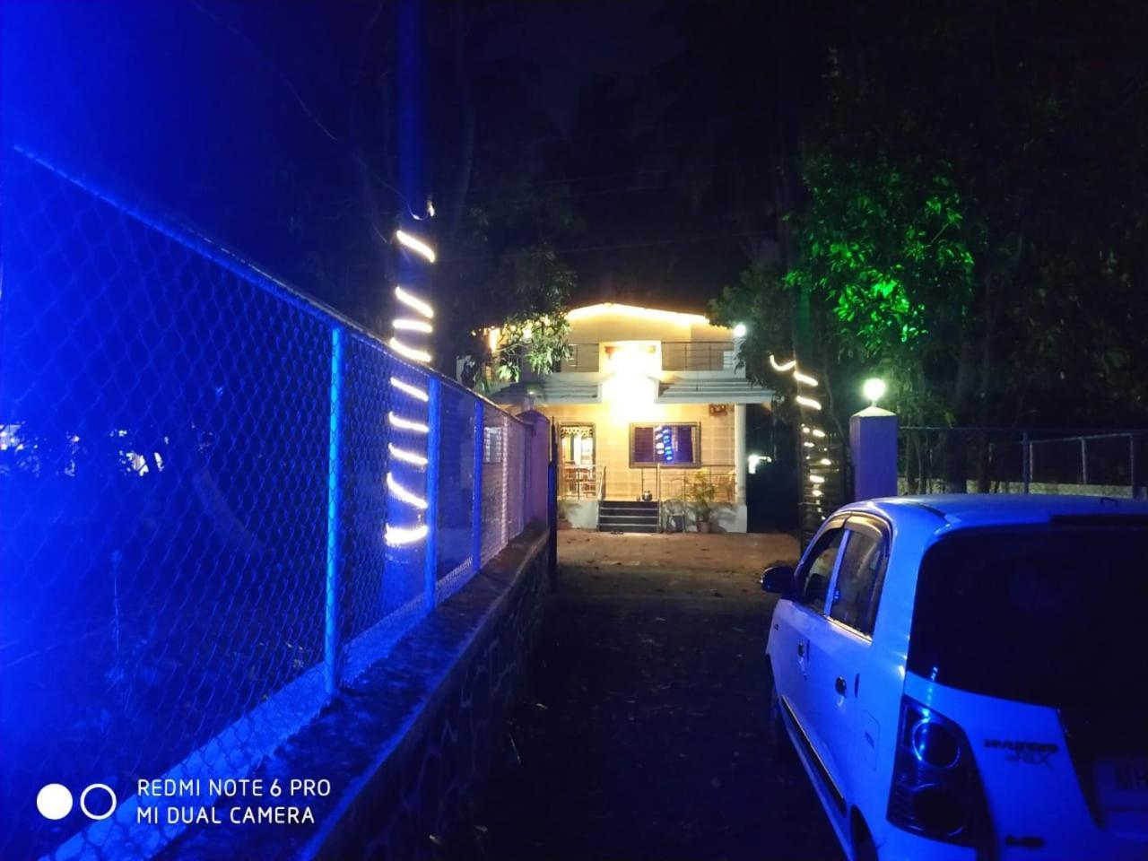 אליבג Krushna Kunj Holiday Home מראה חיצוני תמונה